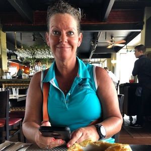 Meet your Posher, Traci